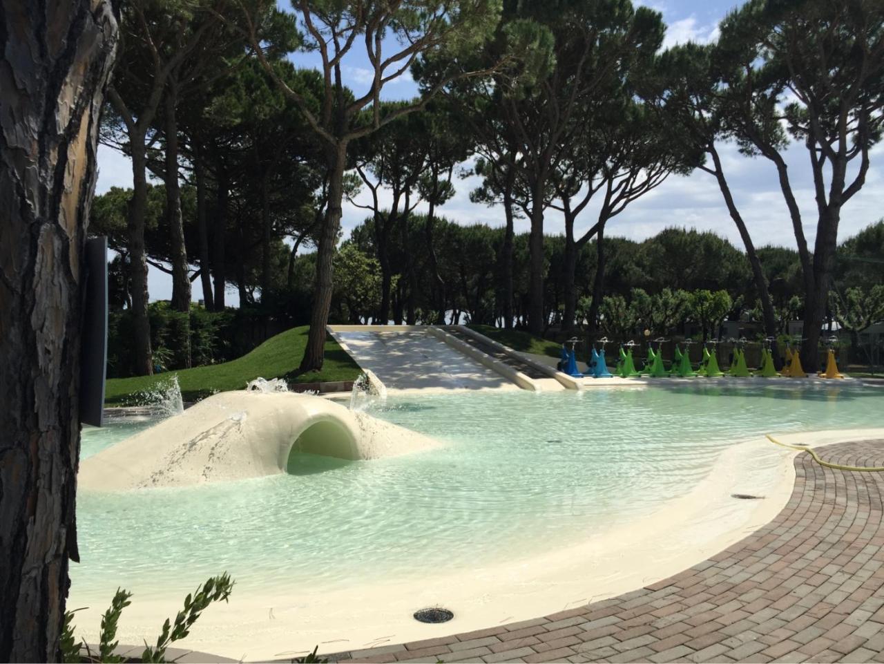 Albatross Mobile Homes On Camping Waikiki Lido di Jesolo Luaran gambar