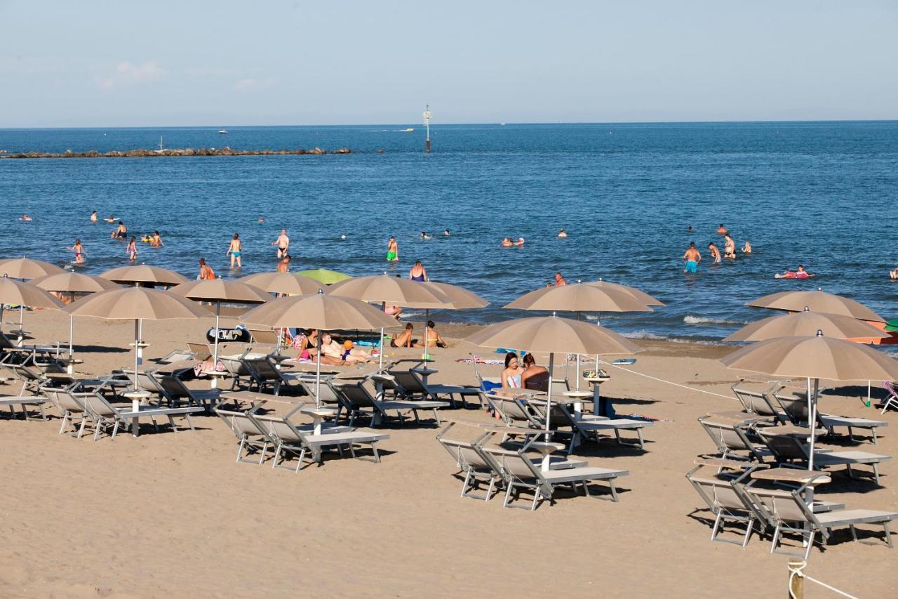 Albatross Mobile Homes On Camping Waikiki Lido di Jesolo Luaran gambar